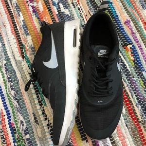 Nike Air Max Thea Tennis Shoes